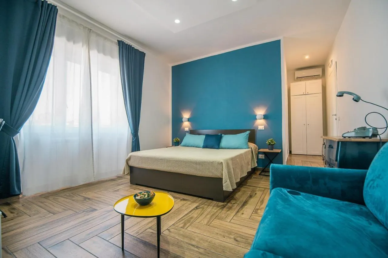 Hub Ferroviario - 12 Posti Letto Per Il Tuo Gruppo A Napoli Con Wifi E Netflix Bed & Breakfast