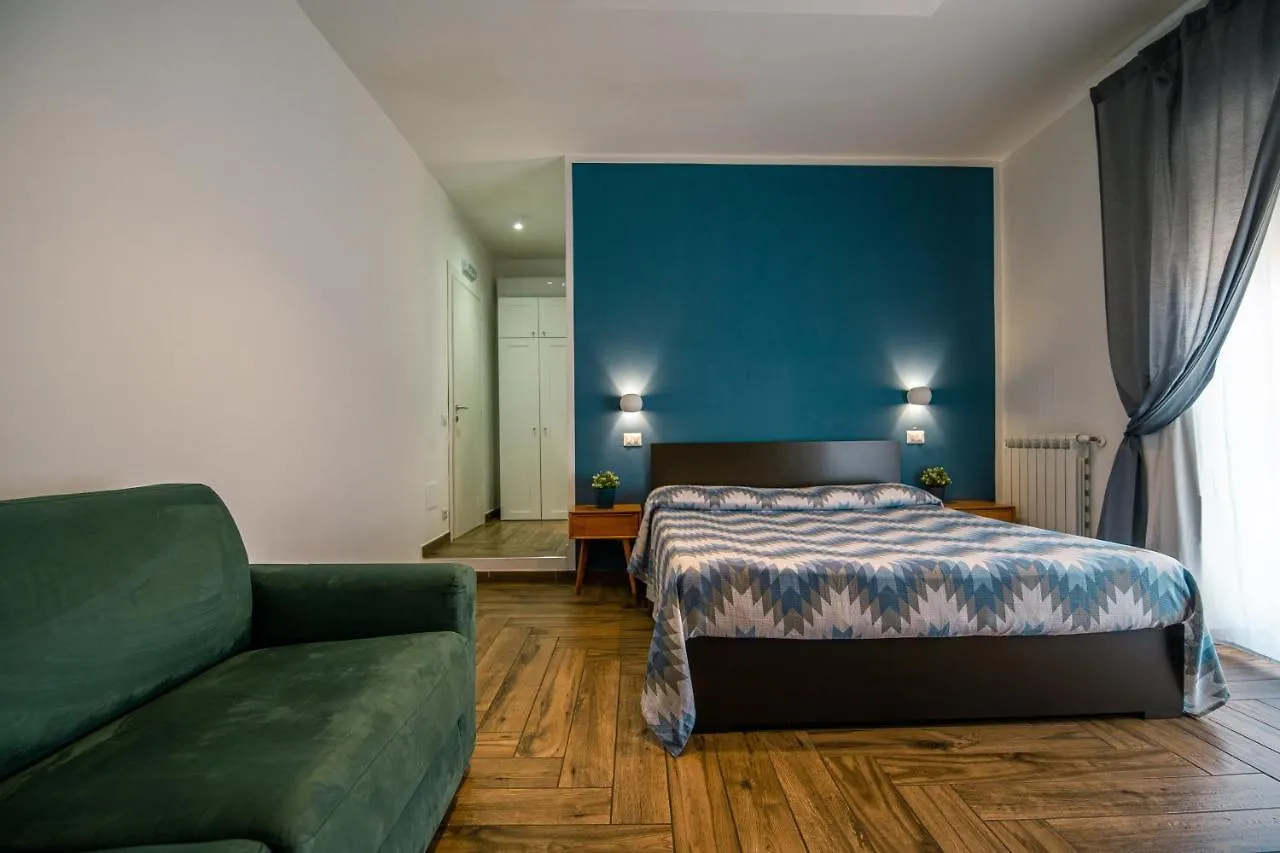 Hub Ferroviario - 12 Posti Letto Per Il Tuo Gruppo A Napoli Con Wifi E Netflix Bed & Breakfast Italy