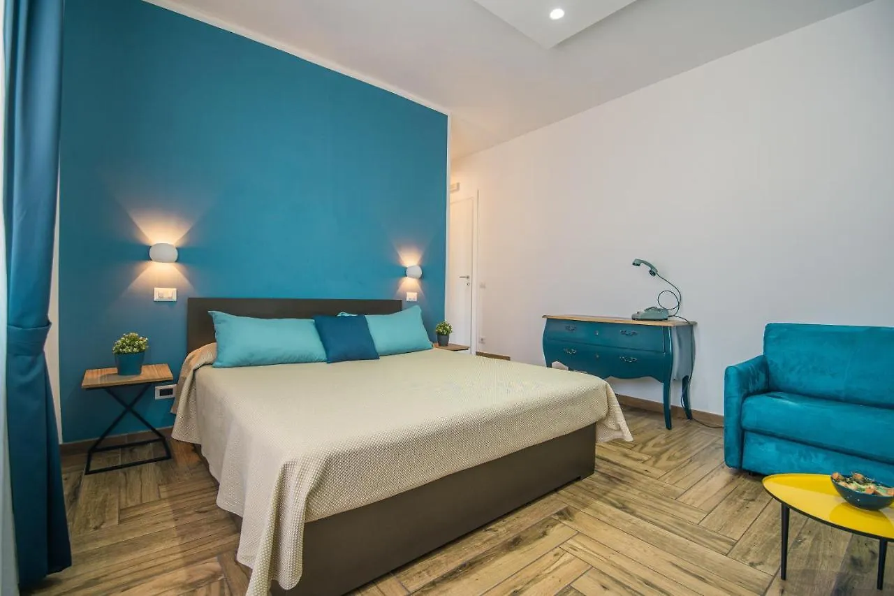 Bed & Breakfast Hub Ferroviario - 12 Posti Letto Per Il Tuo Gruppo A Napoli Con Wifi E Netflix Bed and Breakfast Italië